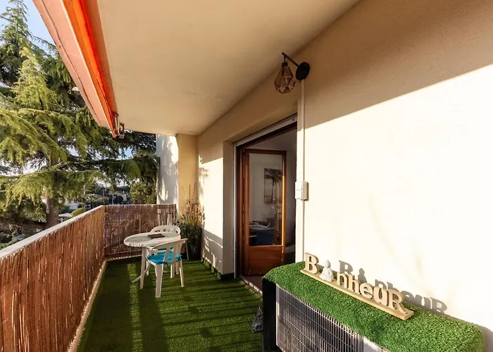 Le Fabre Azur - 600 M De La Parking Apartman